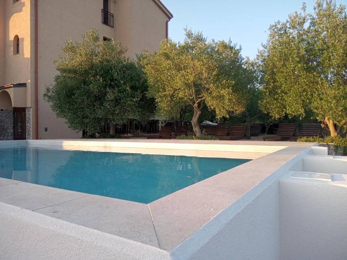 Chambre d’hôte pour 2 personnes, avec piscine ainsi que jardin et vue dans Krk - 3