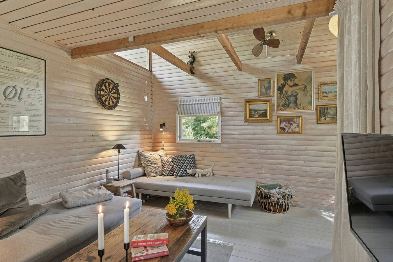 Holzhaus mit wildem Garten an der Sejerø-Bucht in Kalundborg, Kalundborg und Umgebung