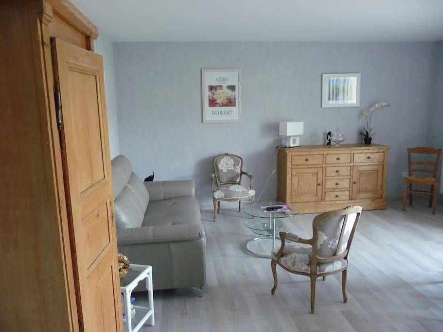 Appartement entier, Apartment with Terrace in Marlenheim, Nord de l'Alsace