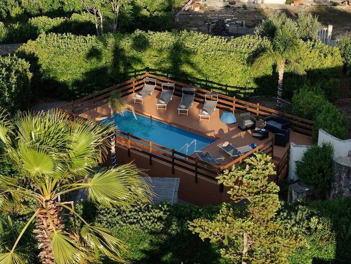 Location de vacances pour 11 personnes, avec piscine ainsi que jardin et vue, animaux acceptés dans Ceglie Messapico