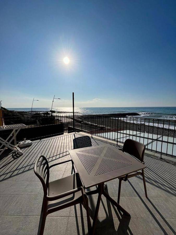 Ganze Wohnung, Chéry Holiday Home in Riva Ligure, Riviera di Ponente