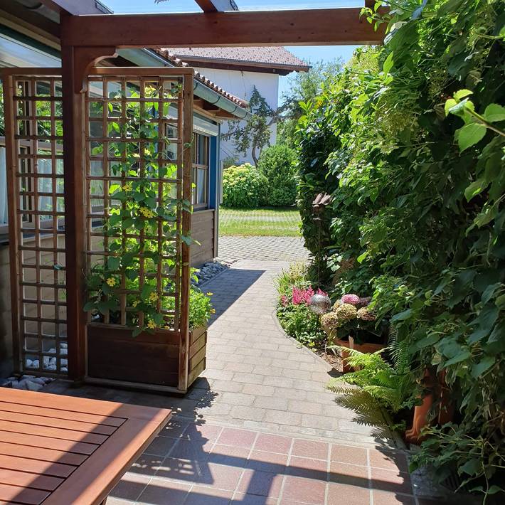 Ganze Ferienwohnung, Ferienwohnung Huber - Ferienwohnung 32m², ebenerdig, Wohn/Schlafraum, Tv, Terrasse, Gartenmöbel, W-Lan in Wildenwart, Frasdorf