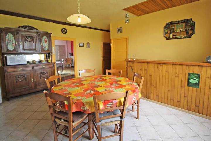 Gîte pour 6 personnes, avec jardin à Champsac - 4