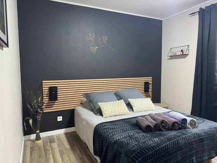 Location de vacances pour 8 personnes, avec vue ainsi que jardin et piscine à Saint-Denis (Aude) - 4