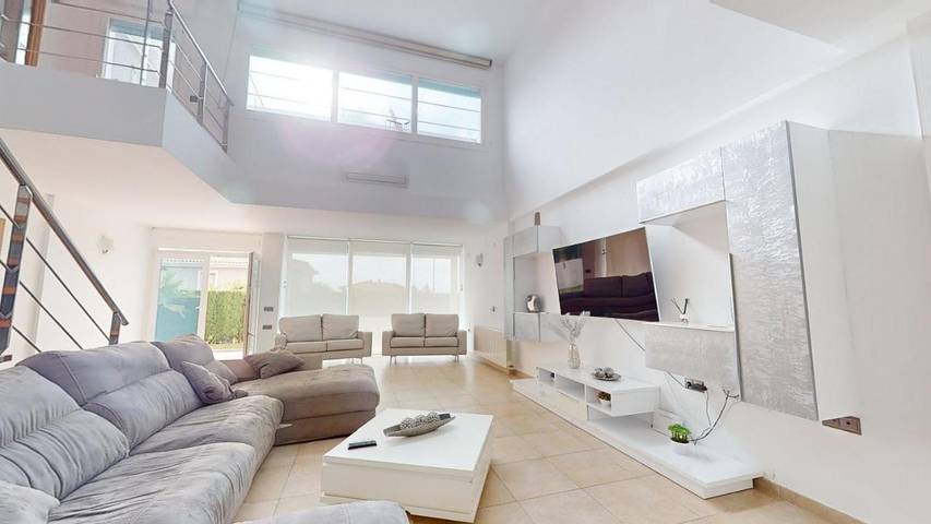 Casa rural para 5 personas, con Jardín y Piscina en San Vicente del Raspeig
