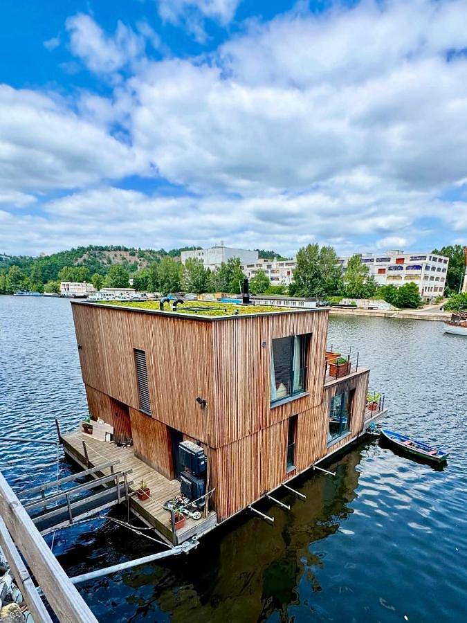 Villa für 10 Personen, mit Ausblick und Garten sowie Sauna in Prag - 2