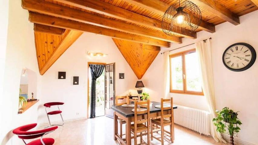 Gîte pour 5 personnes, avec balcon et piscine dans Peyre-en-Aubrac - 3