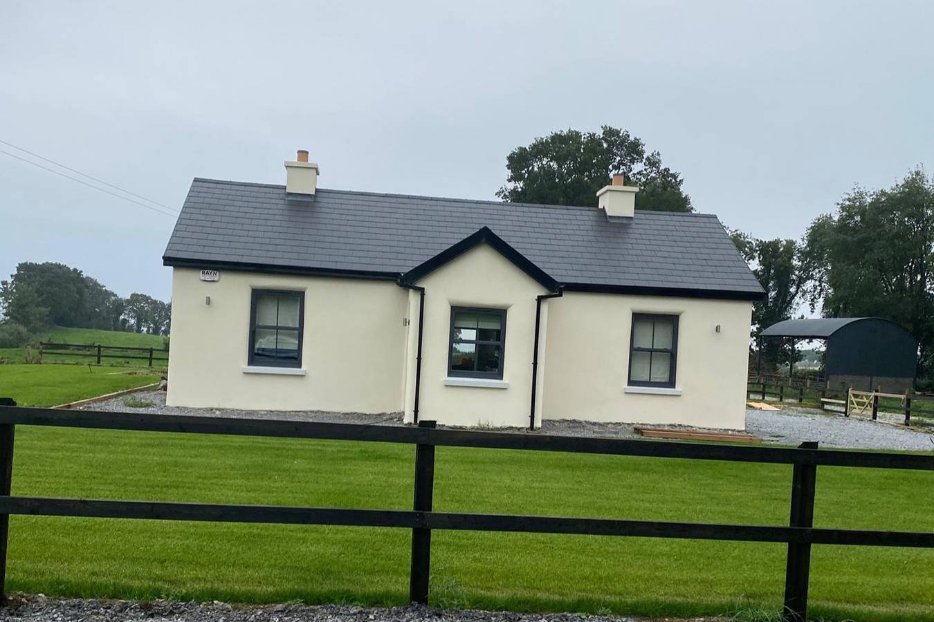 Modern Cottage Near Portumna Forest Park Sleeps 6 in Lough Derg
