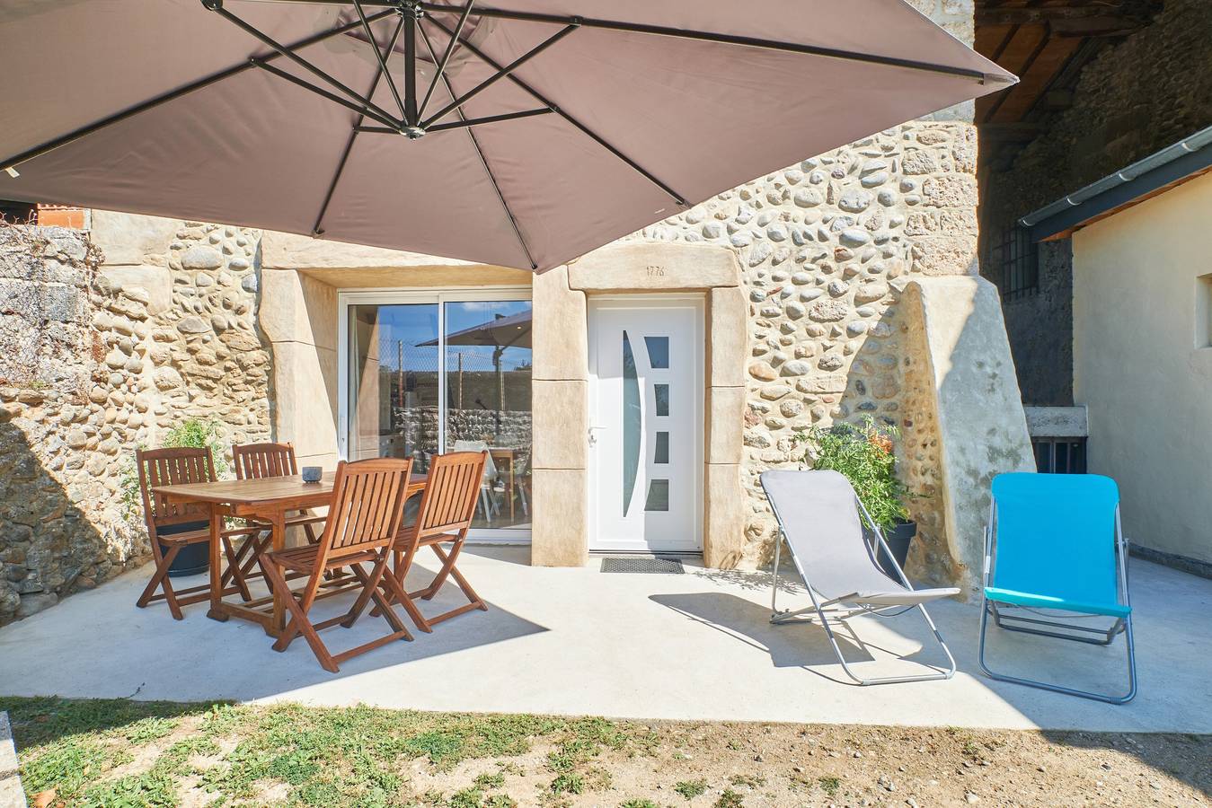 Maison De Vacances pour 4 Personnes dans Saint-Hilaire-du-Rosier, Isère