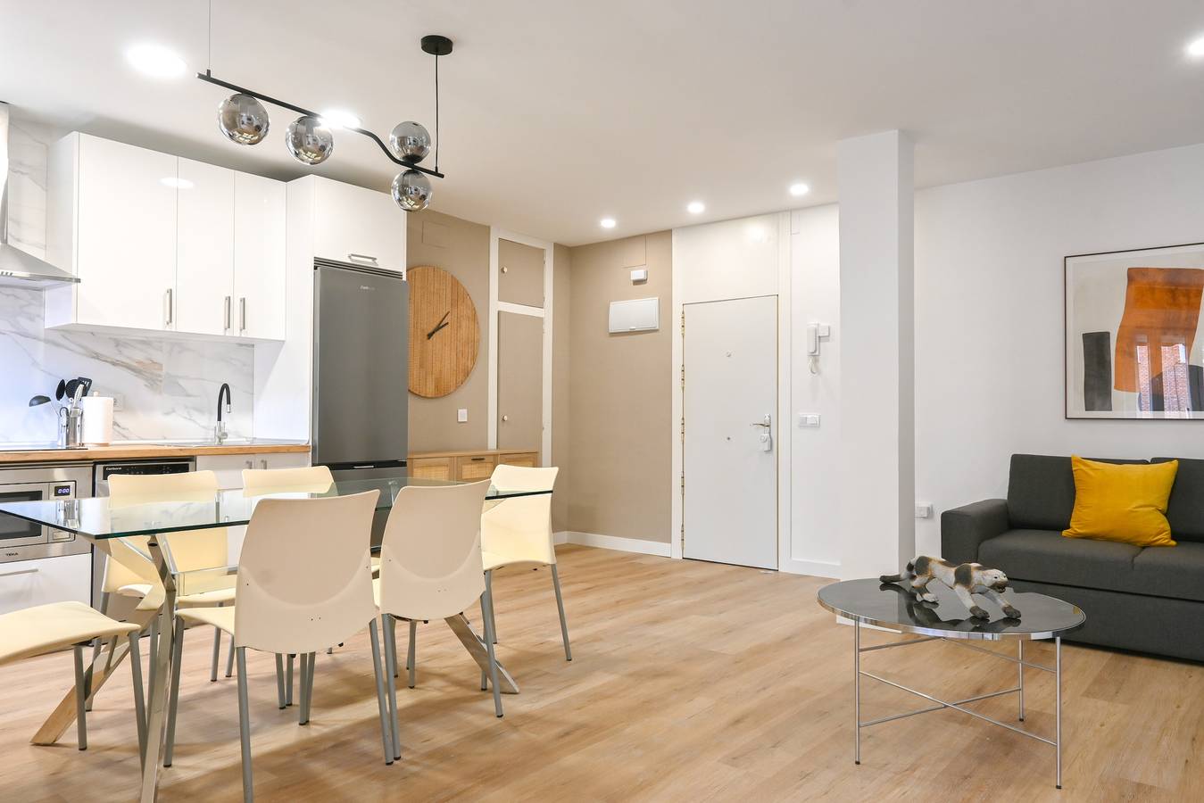 Ganze Wohnung, M Amplia Casa de 3 Dormitorios: Vive la Na in Madrid, Área Metropolitana de Madrid