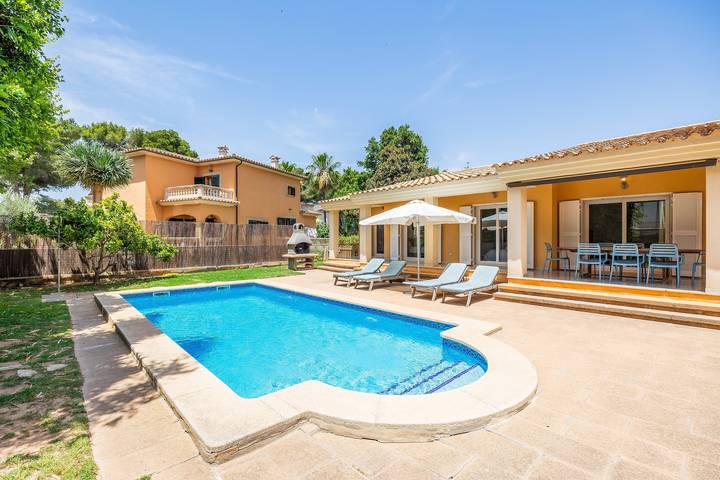 Location de vacances pour 6 personnes, avec jardin, adapté aux familles à El Arenal - 3