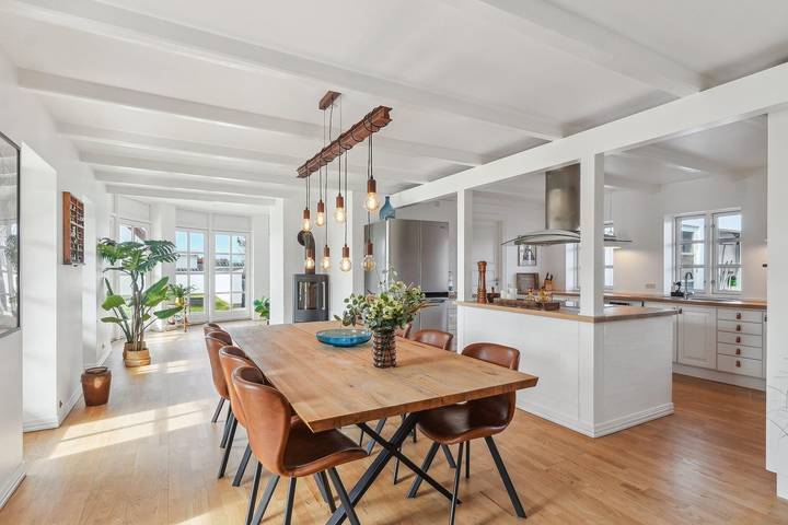 Holstvej 21 – holiday home for 12 guests with an extra bonus in Blokhus, Jammerbugt