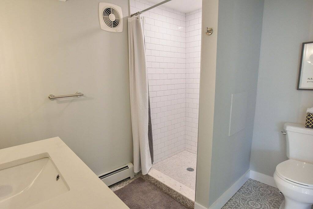 Walk to Water Access to Hiking Trails! in East Harwich, Harwich