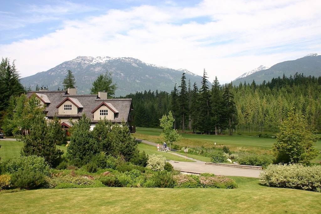 Ansichten! Helle, geräumige 2 Br 2Ba Corner Stadthaus in Blackcomb Benchlands! in Whistler, Whistler Blackcomb