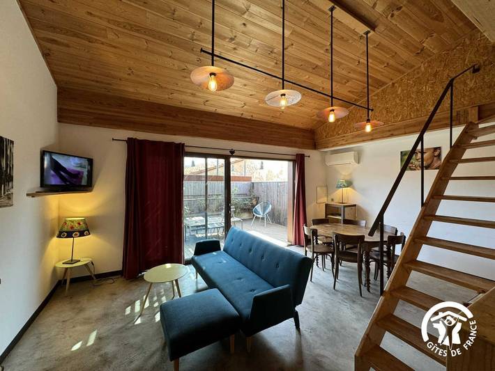 Gîte pour 6 personnes, avec terrasse, animaux acceptés