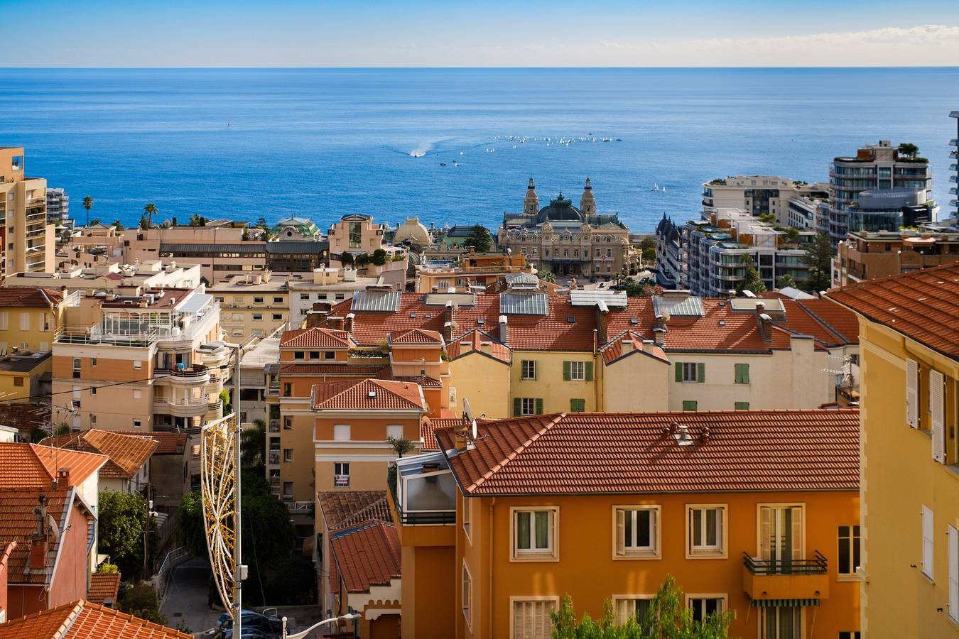 Appartamento intero, Appartamento di vacanza 'De luxe Bluesky' con terrazza, balcone e Wi-Fi in Beausoleil, Costa mediterranea (Francia)