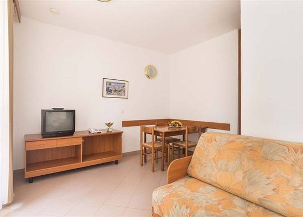 Ganze Wohnung, Ferienanlage Polynesia Wohnung Ea2Bp1 für 3 Personen in Kataro, Umag und Umgebung