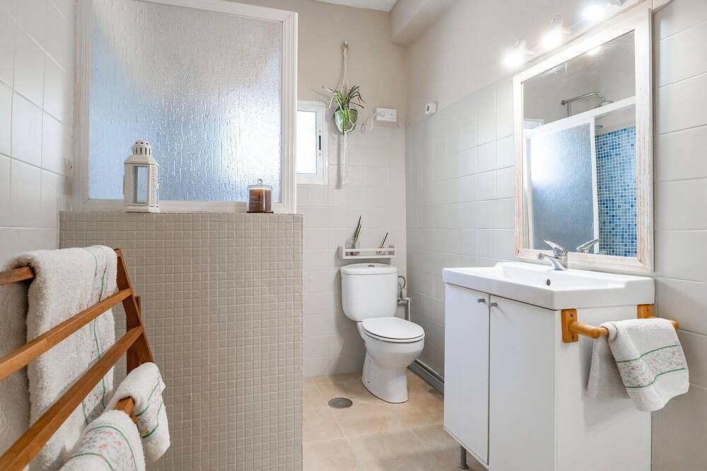 Awesome home in Sevilla with Wifi in Morón de la Frontera, Sevilla Province