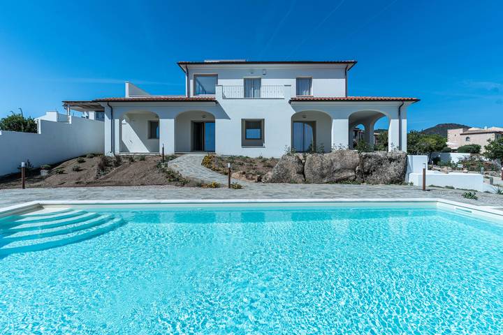 Villa per 10 persone a Pittulongu
