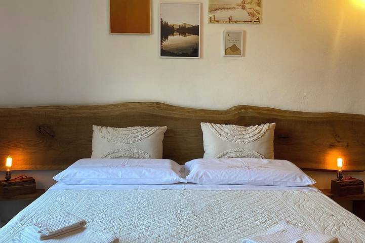 Ganze Wohnung, The Pink House of Riso Amaro In the painted village Legro  of Orta San Giulio in Orta San Giulio, Ortasee