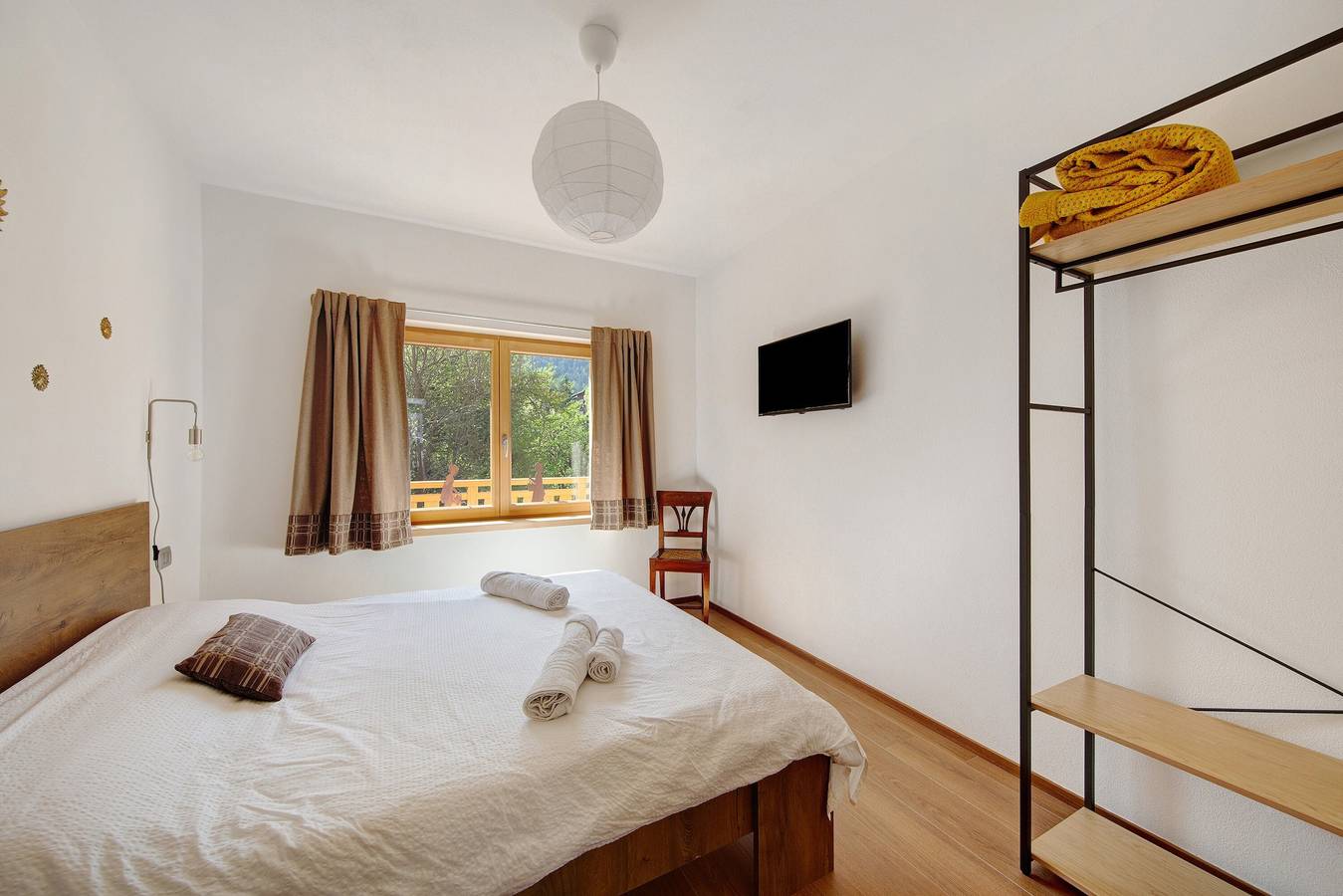 Zimmer 1 – Nene Cristina mit externem Bad, Gemeinschaftsterrasse & Garten in Pieve di Cadore, Östliche Dolomiten