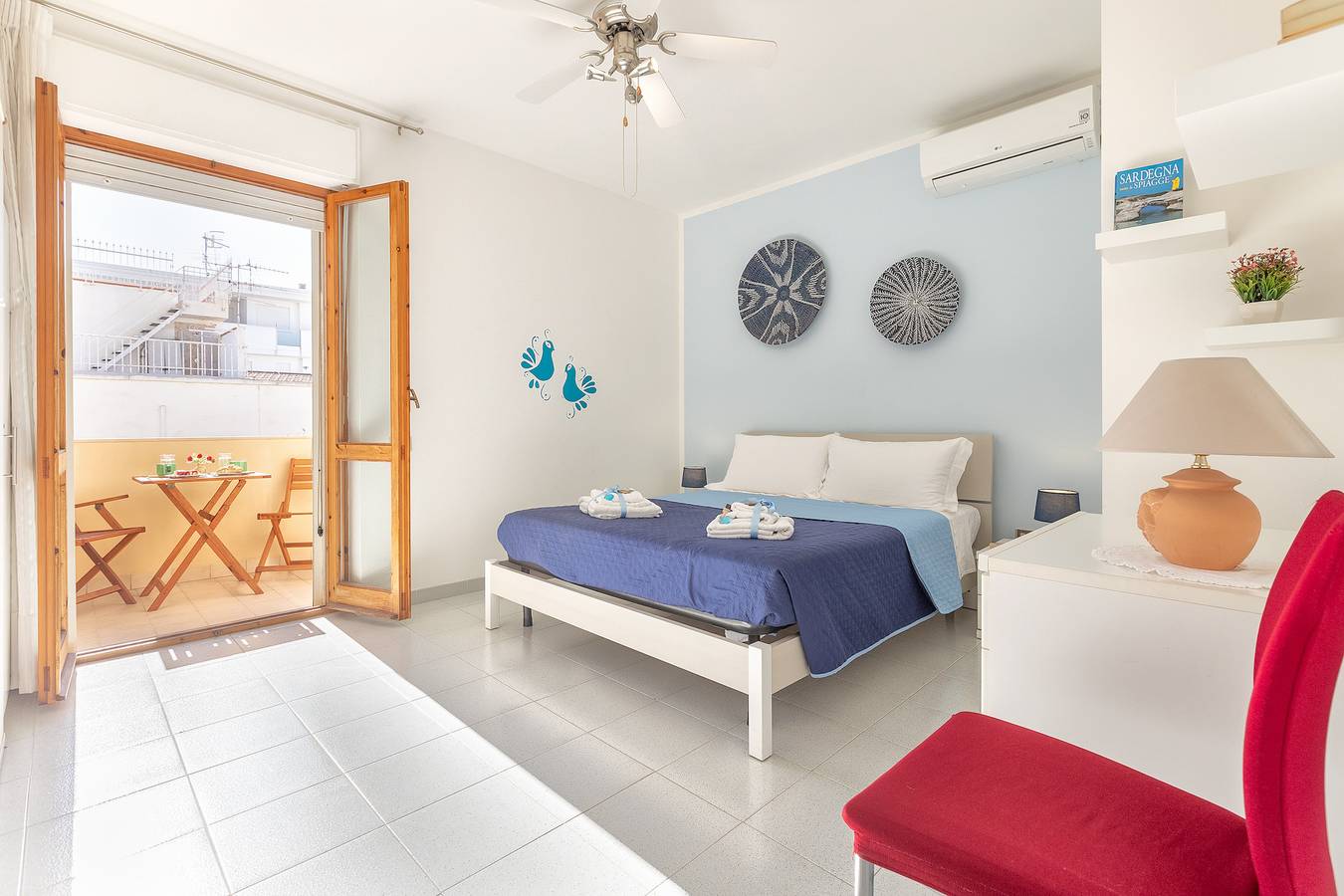 Appartamento intero, Appartamento 'Riviera House' con Wi-Fi e aria condizionata in Lido San Giovanni, Alghero