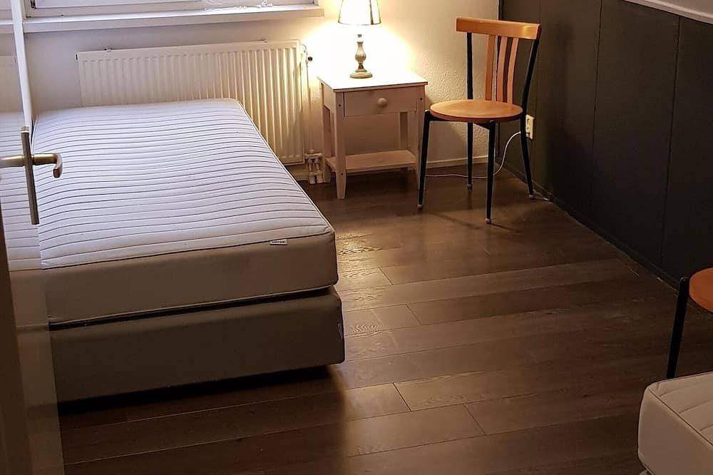 Luxury vacation home with bar billiards and sauna in wooded area in Lochem, Achterhoek