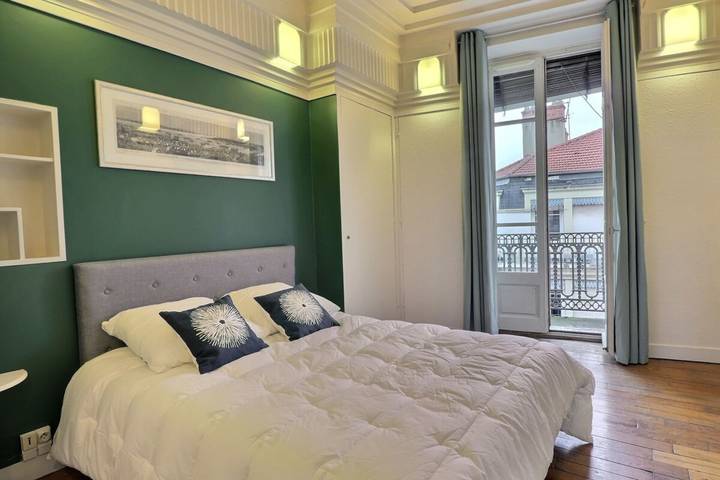 Ferienwohnung für 2 Personen, mit Balkon in Lyon
