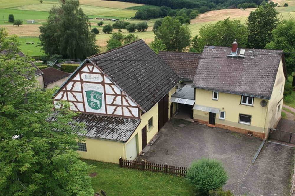 Bauernhaus zwischen Rheingau und dem Taunus in Schlangenbad, Rheingau-Taunus-Kreis