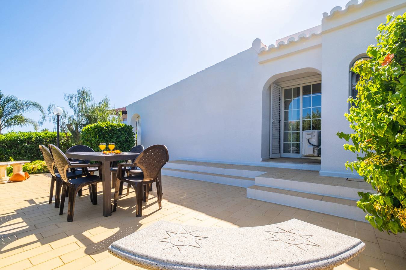 Villa Menorca in Armação de Pera, Faro District