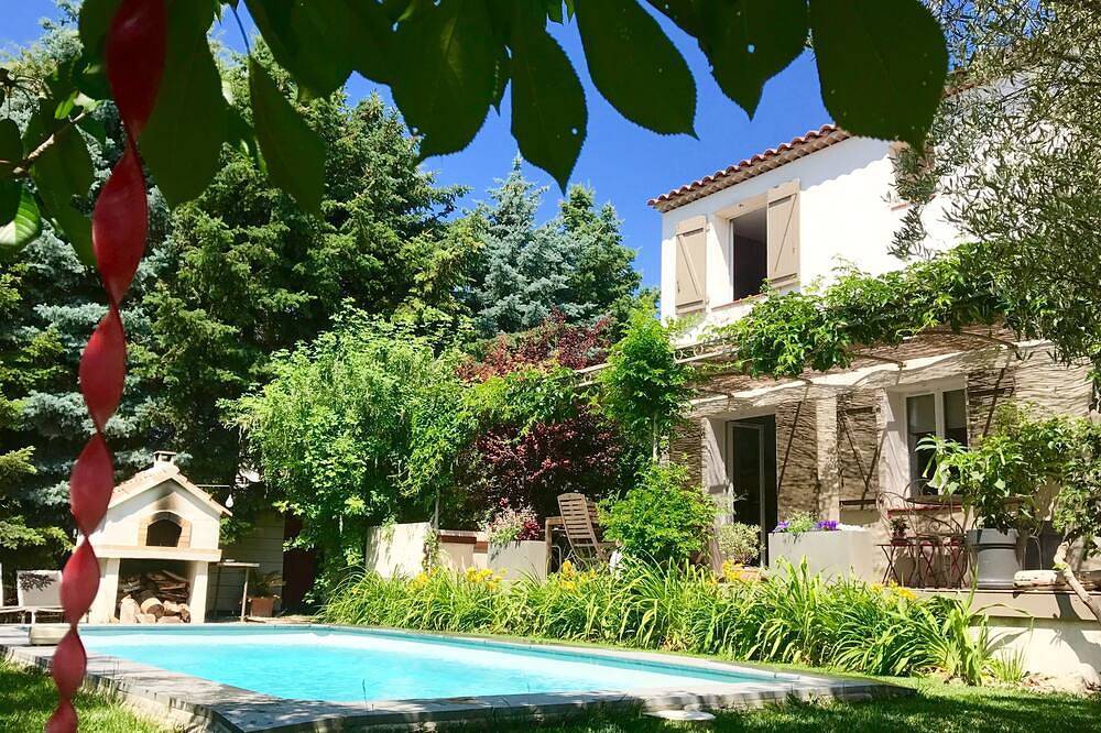 Villa in der Provence mit privatem Pool und gepflegtem Garten in La Bouilladisse, Marseille und Umgebung