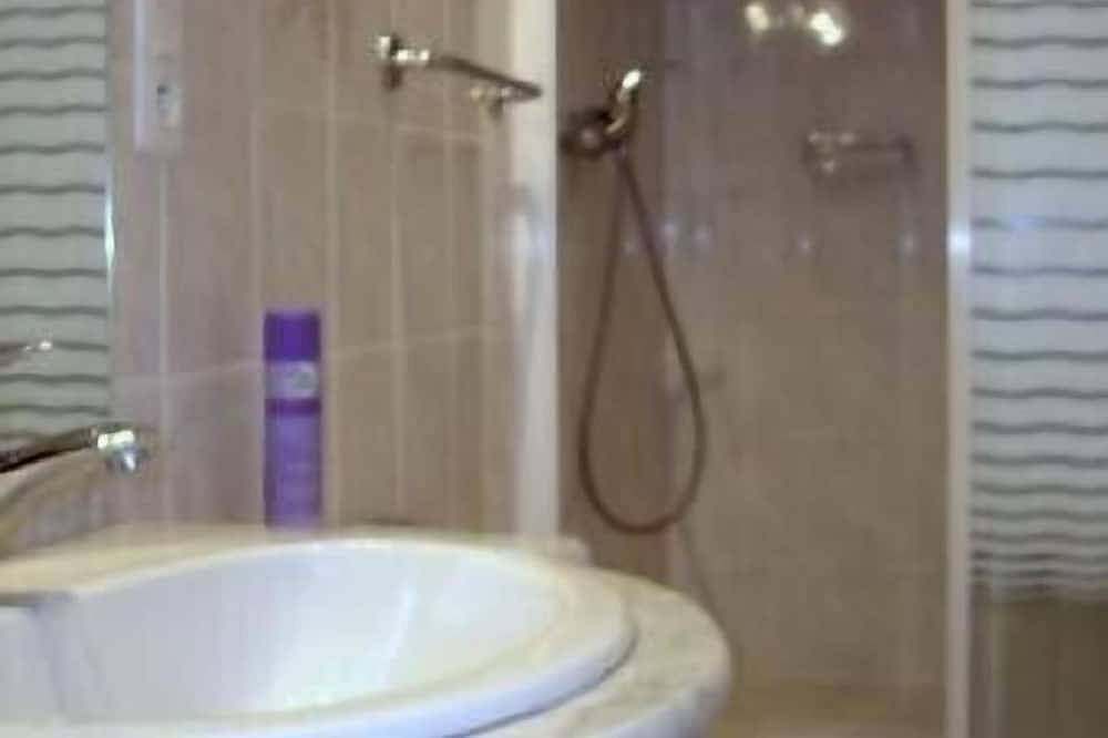 Apartamento entero, Apartamento T2 en Font Romeu. Etiqueta 3 Clévacances. Panorama excepcional in Font-Romeu-Odeillo-Via, Parque Natural Regional de los Pirineos Catalanes