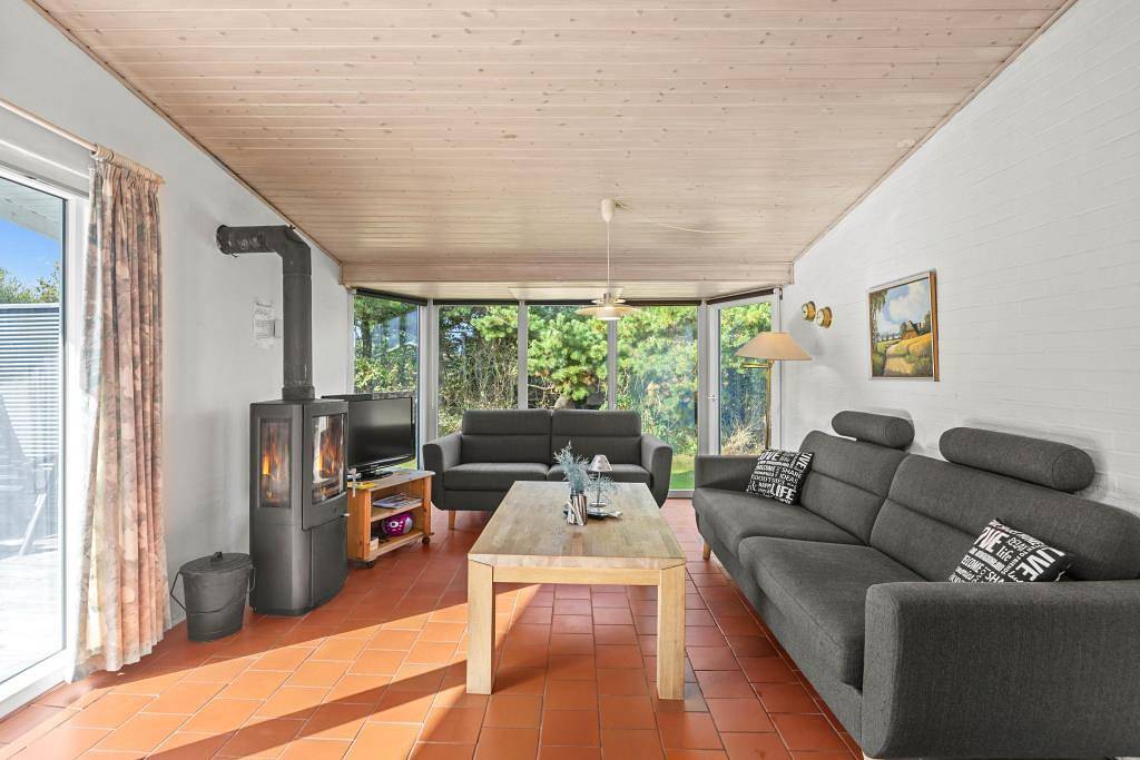 Fantastisch gelegenes Ferienhaus mit Außenstube in Lakolk, Rømø