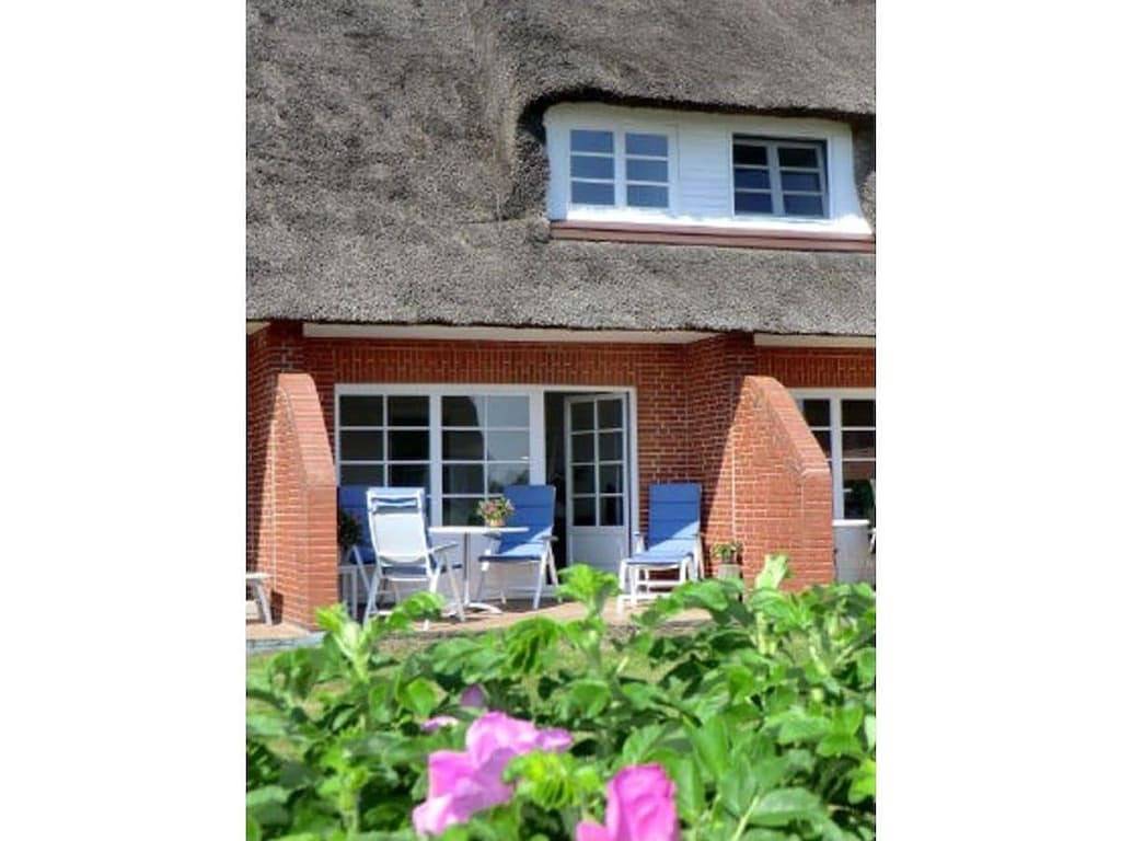 Ferienhaus in Nieblum mit Schwimmbecken in Greveling, Nieblum