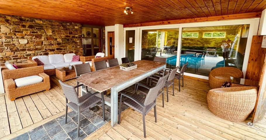 Location de vacances pour 9 personnes, avec vue et sauna ainsi que jardin et piscine dans Moulin du Ruy - 2