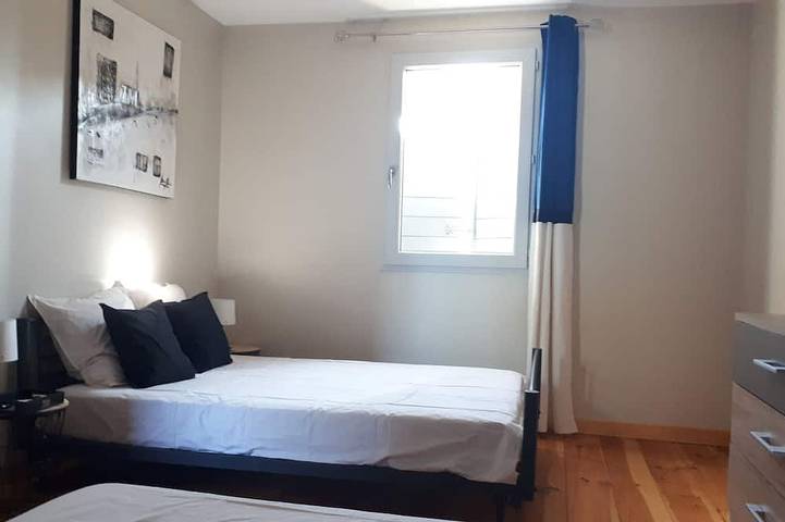 Location de vacances pour 8 personnes, avec jardin à Mondragon - 2