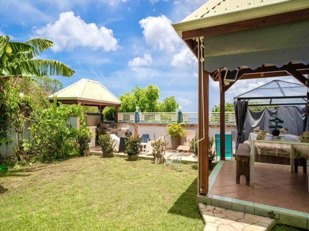 Apartamento entero, Casas y Villas para 14 Personas in Plage de Ferry, Deshaies