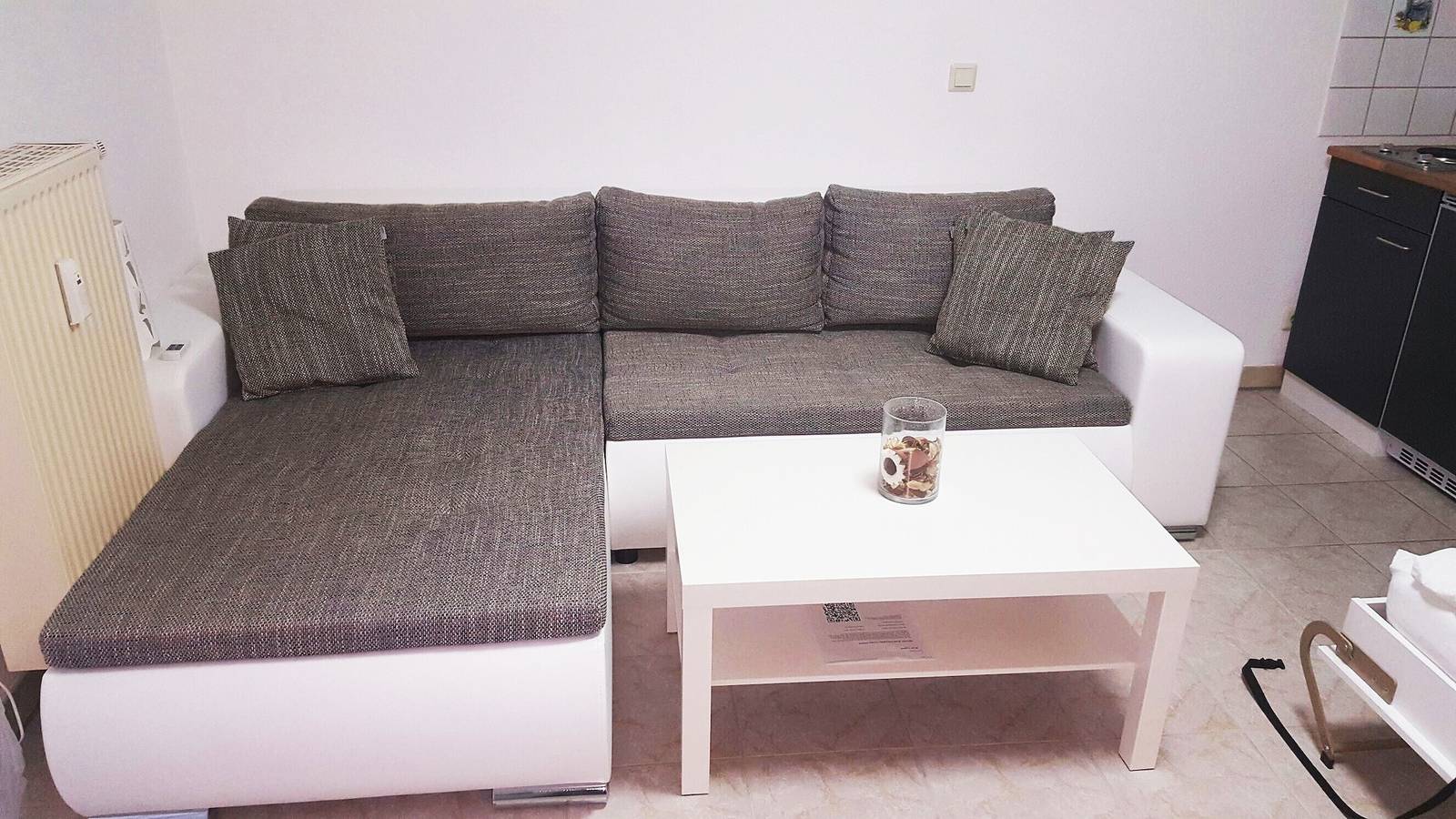 Ganze Wohnung, Karest – Kompaktes Apartment mit Balkon in Neckarsulm, Kurpfalz