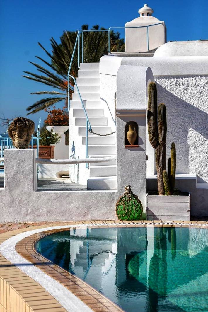 Location de vacances pour 2 personnes, avec piscine ainsi que vue et jardin, animaux acceptés dans Ischia - 4