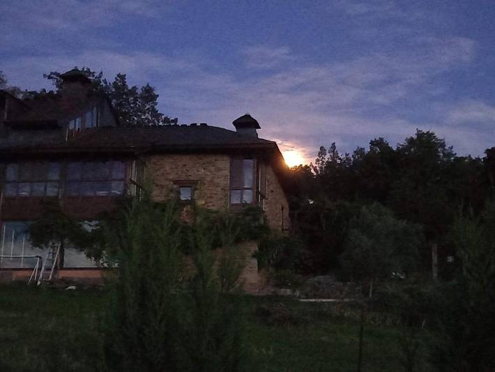 Chalet para 12 personas, con vistas además de piscina y balcón en El Bierzo - 4