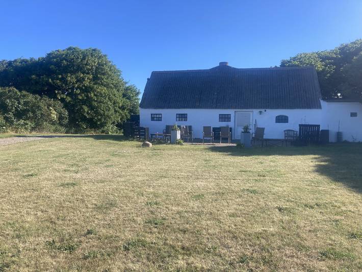 Hofhaus mit dem Meer als Nachbarn in Sejerø