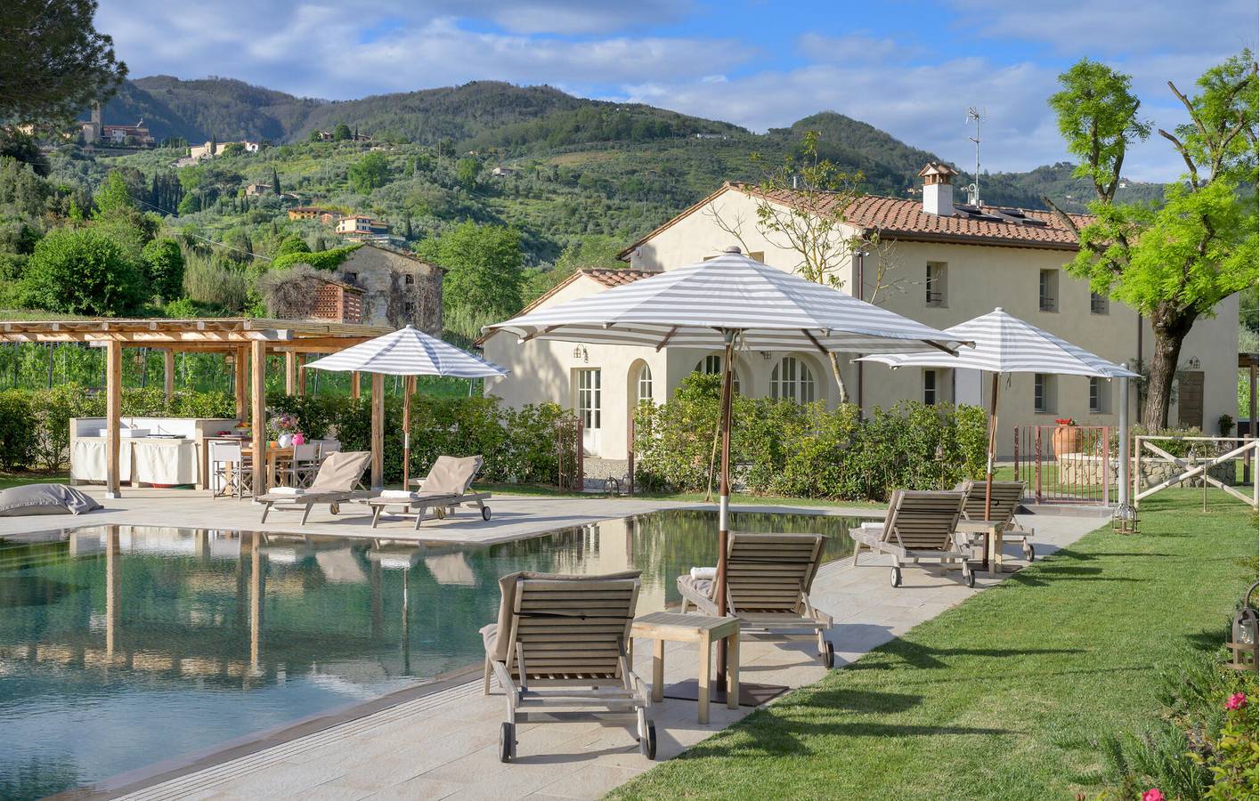 Gemütliches Apartment mit Pool und Garten, nahe der Stadt in Massa e Cozzile, Pistoia Provinz