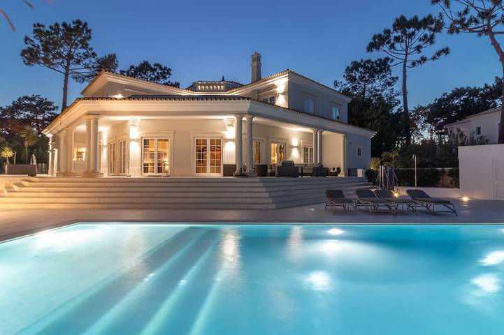 Villa for 8 people, with garden in Faro