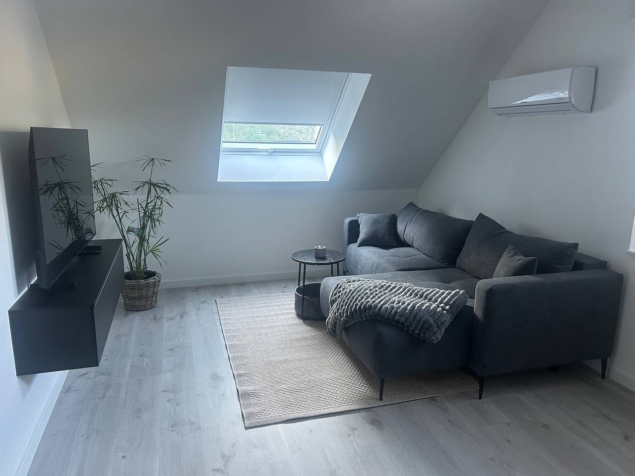 Apartamento inteiro, Apartamento 'Waldquartier Huxel' com Wi-Fi e ar condicionado in Schmallenberg, Hochsauerlandkreis