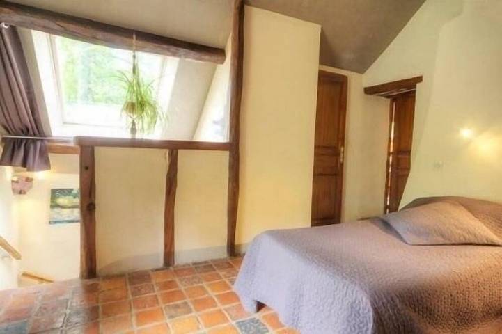 Gîte pour 9 personnes, avec terrasse ainsi que piscine et jardin à Buffon - 2