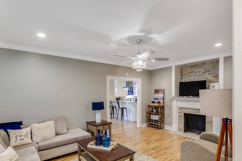 Royal Cottage! in Jackson, Hinds County