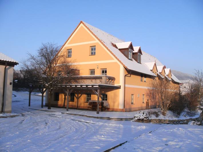 Ganze Ferienwohnung, Weingut & Pension Claußen-Wintzheimer - Doppelzimmer mit Dusche und Wc in Iphofen, Fränkisches Weinland