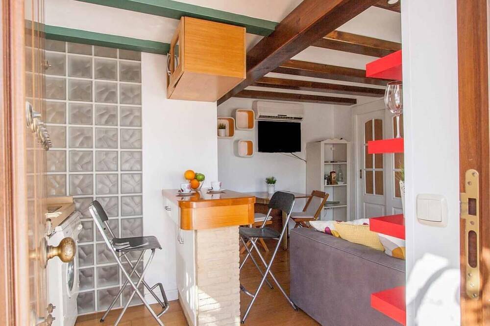 Entire apartment, The roof of Sevilla- Chic penthouse -Giralda Views in Casco Antiguo, Sevilla