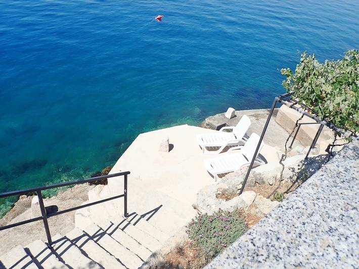 Ganze Wohnung, Ferienwohnung für 3 Personen mit Terrasse in Barić Draga (Kvarner Bucht), Nationalpark Paklenica