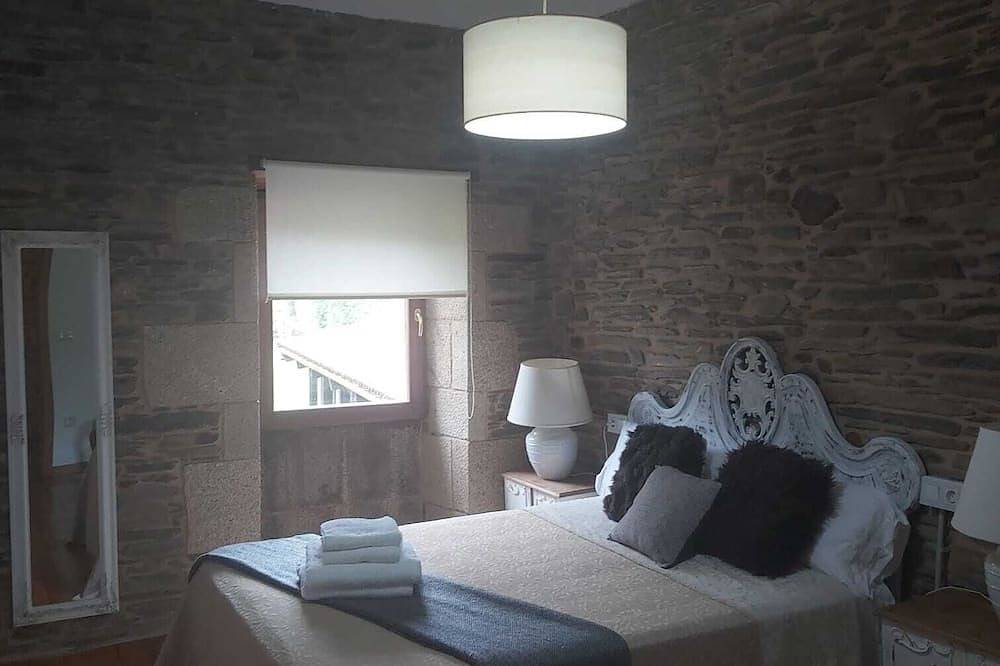 Rural House in A Queira. A quiet environment and close to Ares, Ferrol or Coruña. in Ares, Costa de Galicia